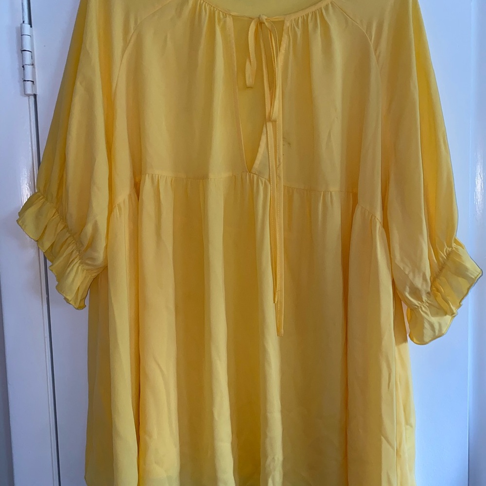 Shein Curve Yellow summer top